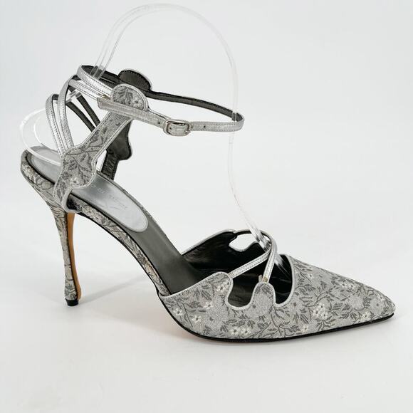 Manolo Blahnik Vintage Silver Brocade Floral Pointed Toe Strappy Heel size IT 39 - Picture 3 of 15